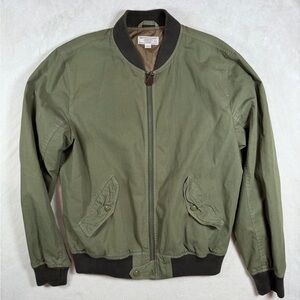 Men's Classic Wallace & Barnes Size M Olive Bomber Jacket Military Inspired EUC